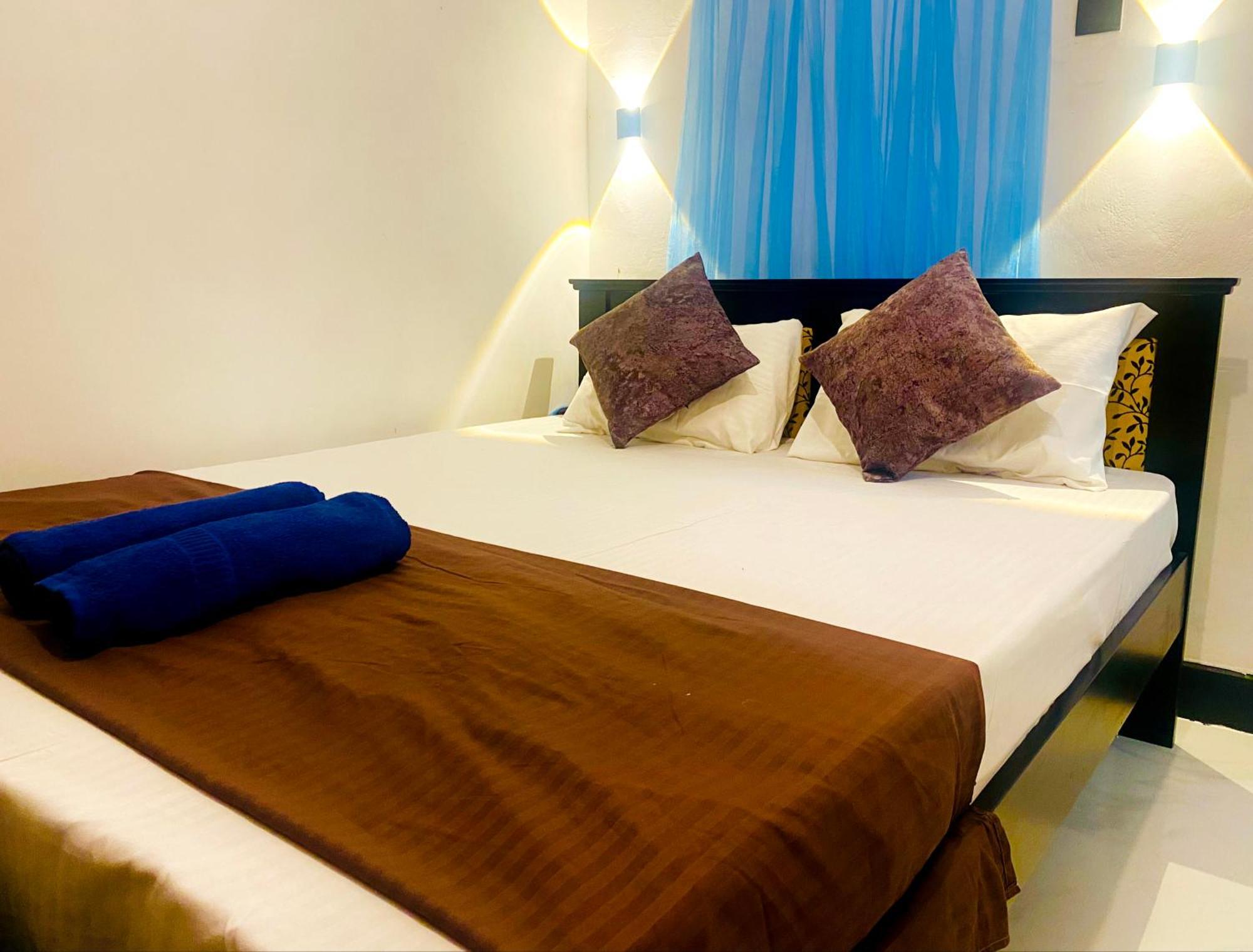 Fly Infinity - Home Stay Канди Экстерьер фото