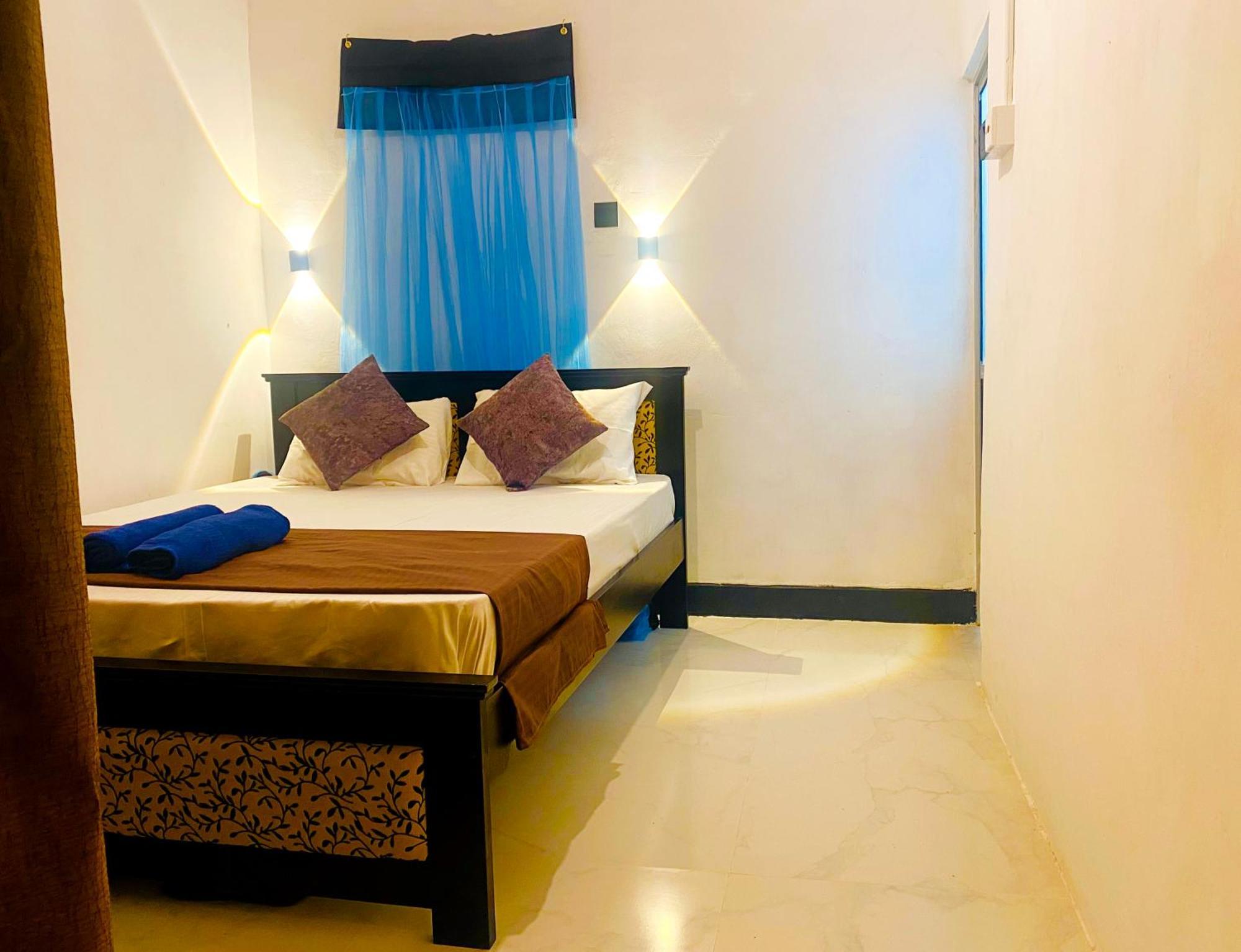 Fly Infinity - Home Stay Канди Экстерьер фото