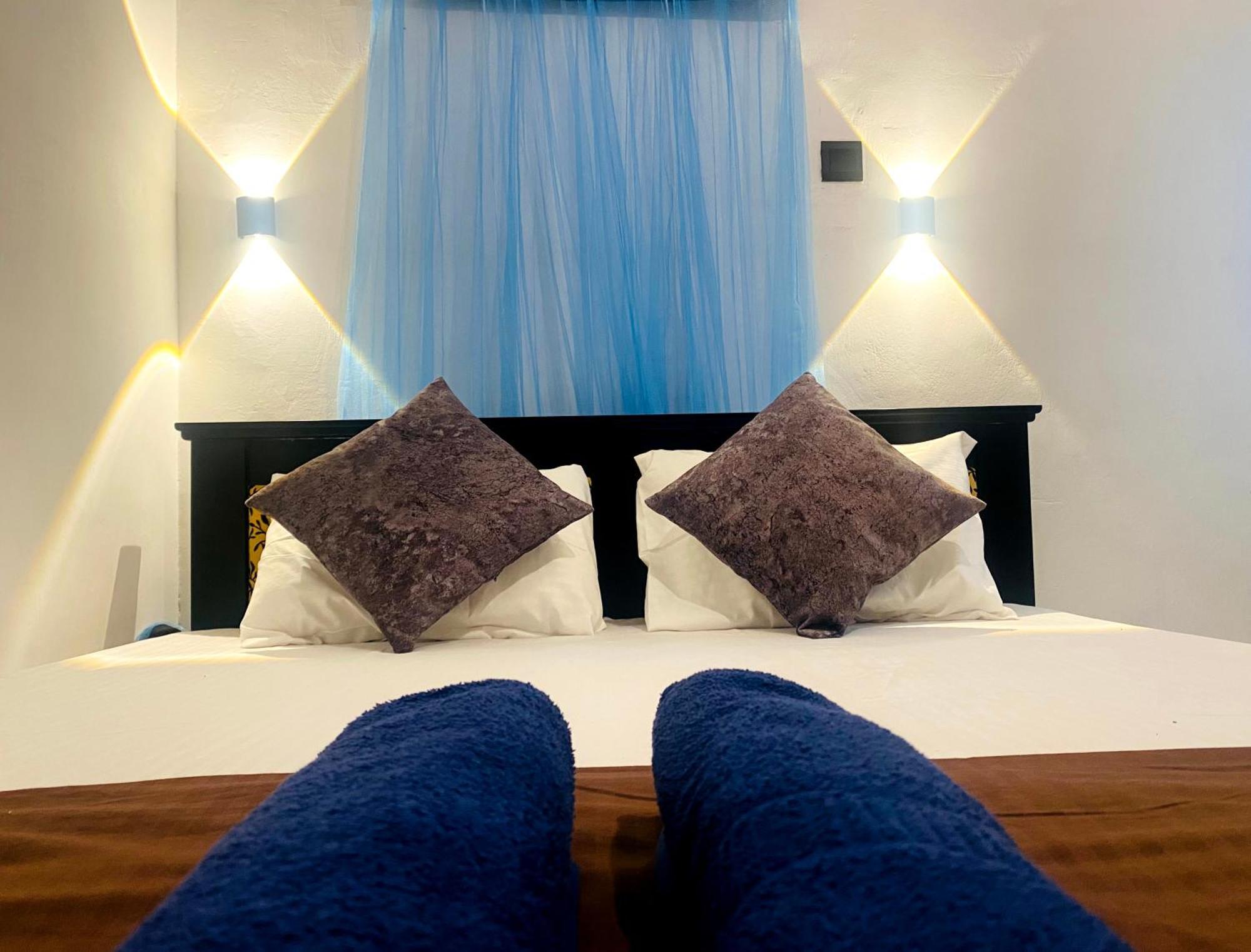 Fly Infinity - Home Stay Канди Экстерьер фото