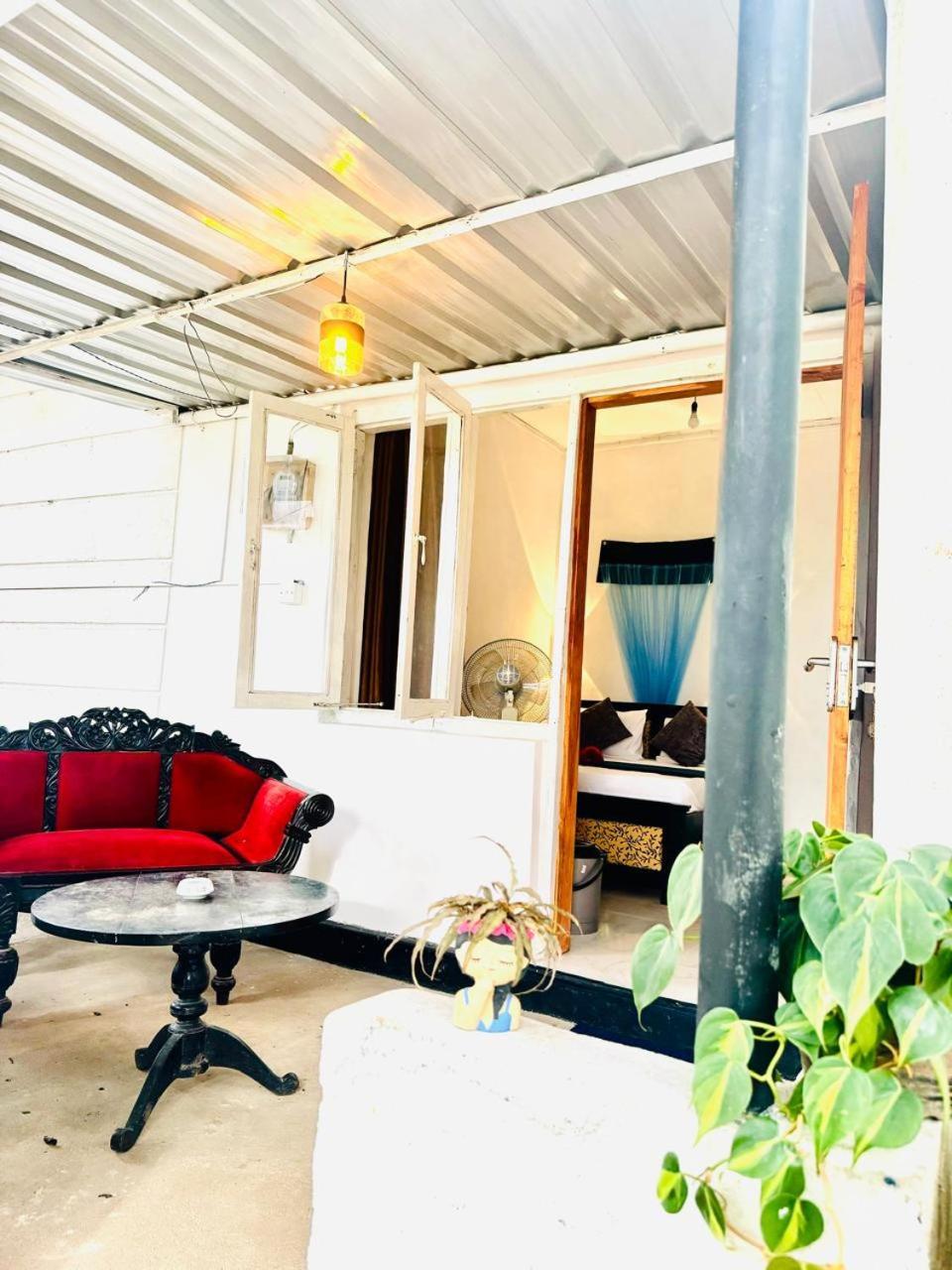 Fly Infinity - Home Stay Канди Экстерьер фото